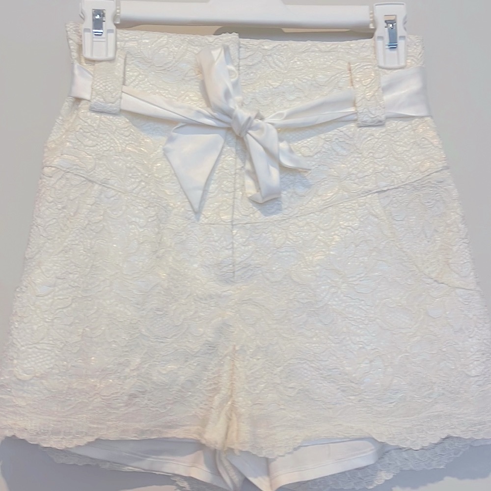 Guess by Mauriciano high waisted dress shorts